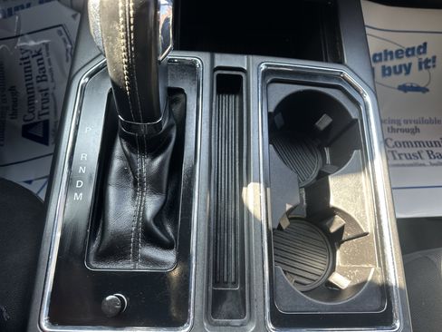 Used 2018 Ford F150 XLT w/ Equipment Group 302A Luxury image 21