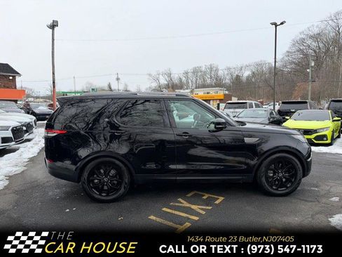 Used 2018 Land Rover Discovery SE image 7