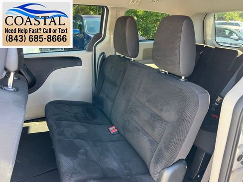 Used 2019 Dodge Grand Caravan SE FWD image 10