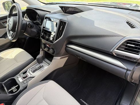 Certified 2023 Subaru Forester Premium AWD/4WD image 16