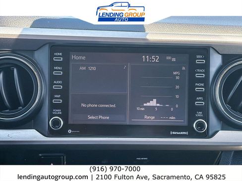 Used 2020 Toyota Tacoma SR5 AWD/4WD image 13