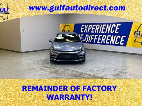 Used 2025 Toyota Corolla SE image 3