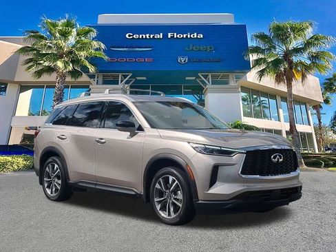 Used 2025 INFINITI QX60 Luxe w/ Cargo Package AWD/4WD image 2