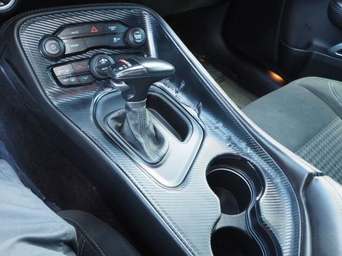 Used 2018 Dodge Challenger SXT RWD image 21