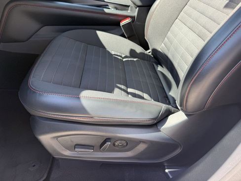 Used 2025 Ford Explorer ST-Line w/ Premium Package RWD image 28