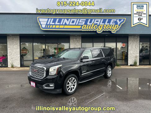 Used 2019 GMC Yukon XL Denali AWD/4WD image 1