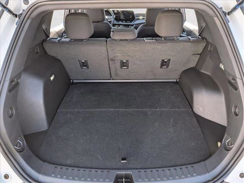 Used 2025 Chevrolet Equinox LT image 6