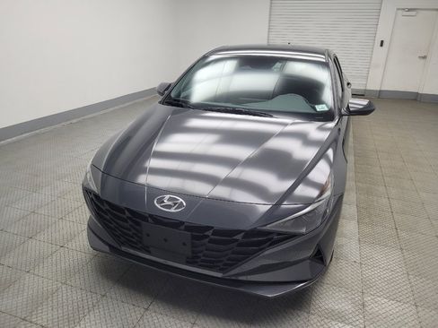 Used 2023 Hyundai Elantra SEL w/ Convenience Package image 15