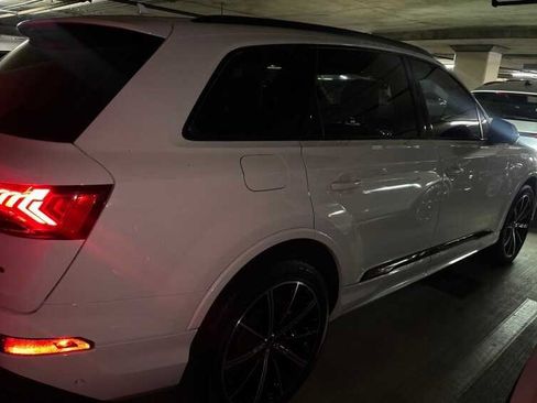 Used 2022 Audi Q7 3.0T Premium Plus AWD/4WD image 3