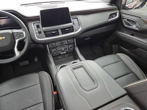 Used 2023 Chevrolet Tahoe Premier w/ Premium Package image 36