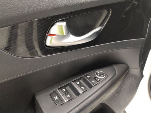 Used 2020 Kia Forte GT-Line FWD image 27