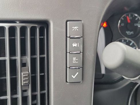 New 2026 Chevrolet Express 2500 RWD image 10