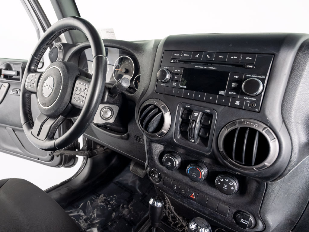 Used 2018 Jeep Wrangler Unlimited Sport S AWD/4WD image 26