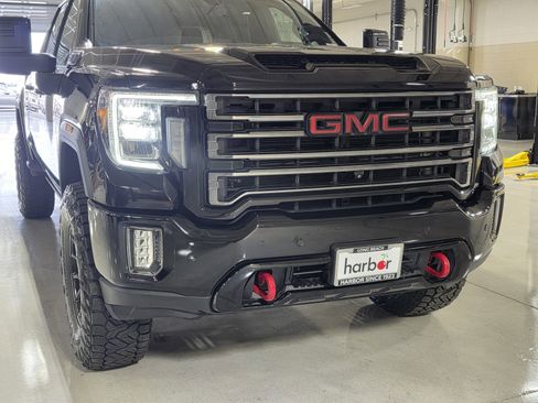 Used 2021 GMC Sierra 2500 AT4 w/ AT4 Premium Plus Package image 9