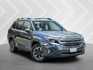 Used 2025 Subaru Forester Premium w/ Convenience Package #1 AWD/4WD video 1
