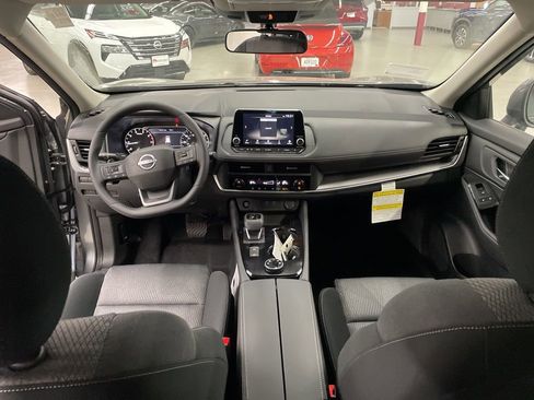 New 2026 Nissan Rogue SV image 9