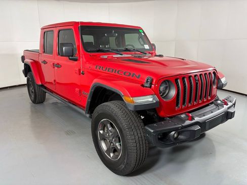 Used 2020 Jeep Gladiator Rubicon image 2