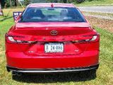 Used 2025 Toyota Camry SE image 5