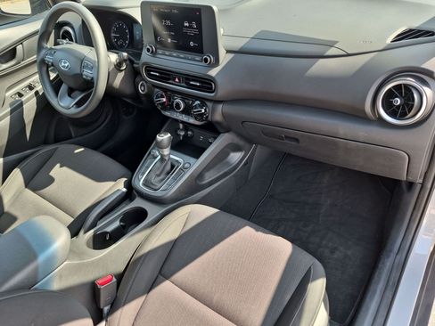 Used 2023 Hyundai Kona SEL AWD/4WD image 35
