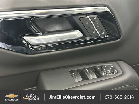 New 2026 Chevrolet Suburban LT w/ Comfort Package image 45