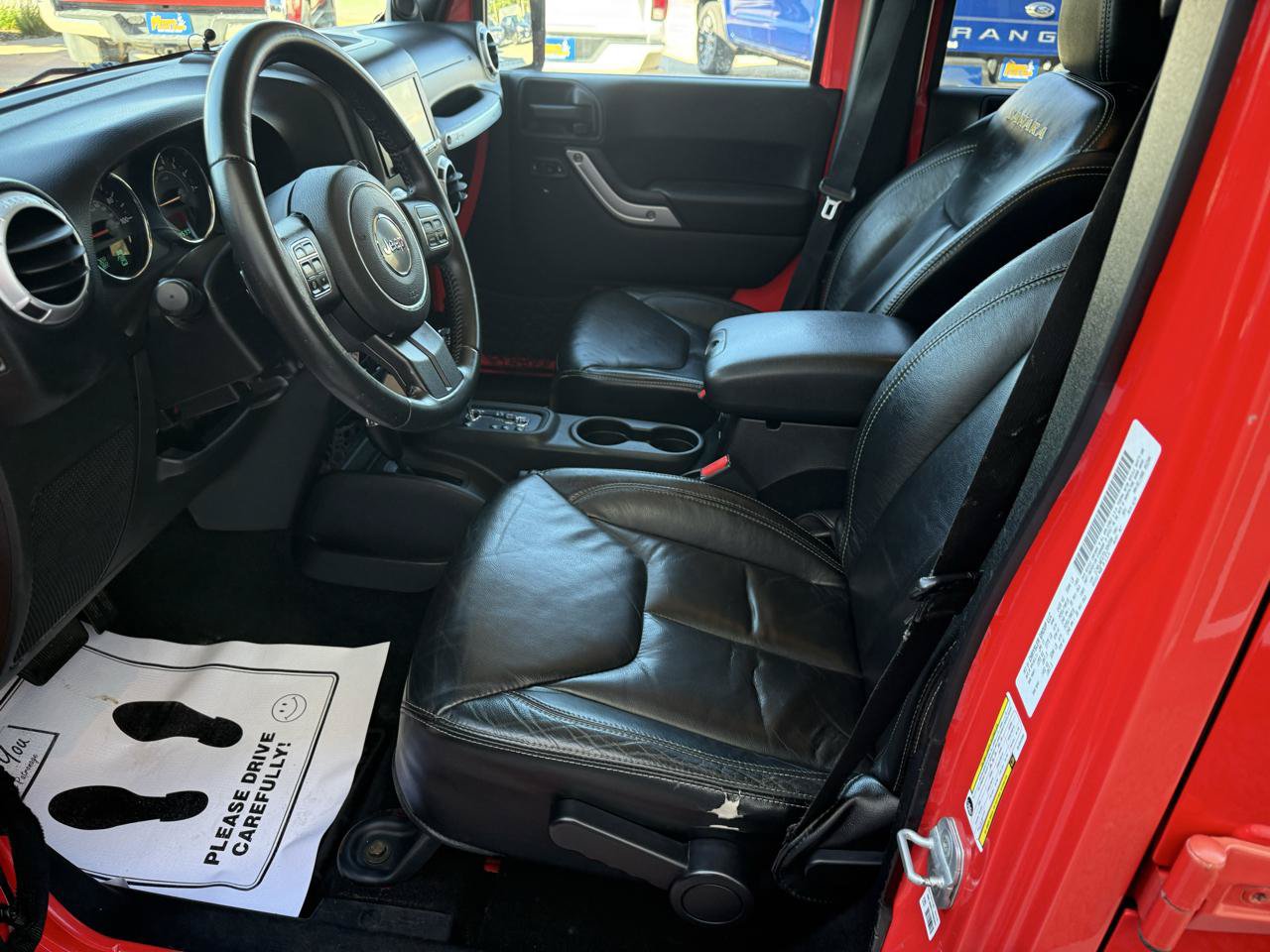 Used 2013 Jeep Wrangler Unlimited Sahara w/ Dual Top Group AWD/4WD image 10