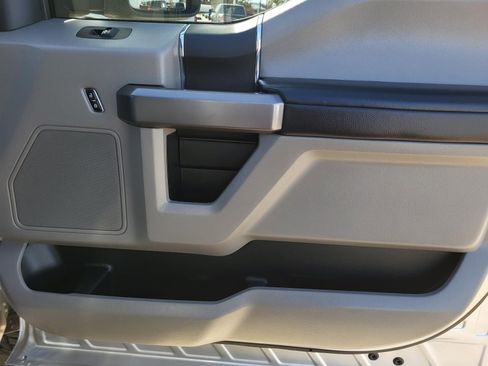 Used 2019 Ford F250 XLT w/ XLT Value Package image 13