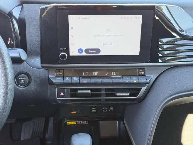 Used 2025 Toyota Camry LE FWD image 16