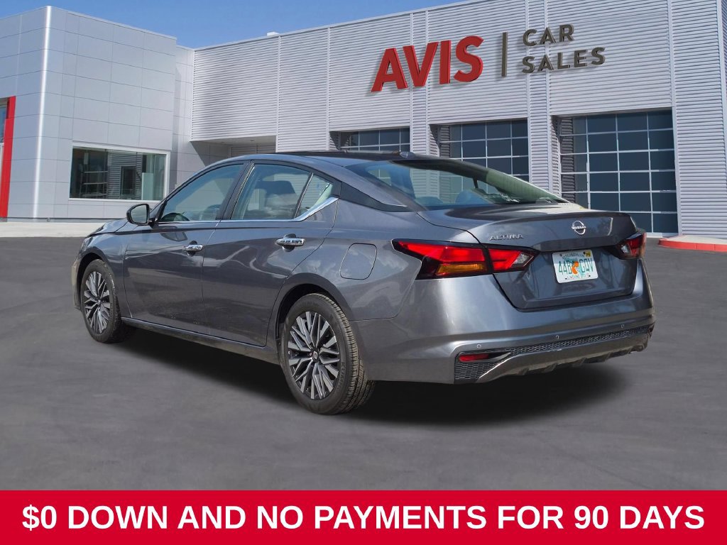 Used 2025 Nissan Altima 2.5 SV FWD image 9