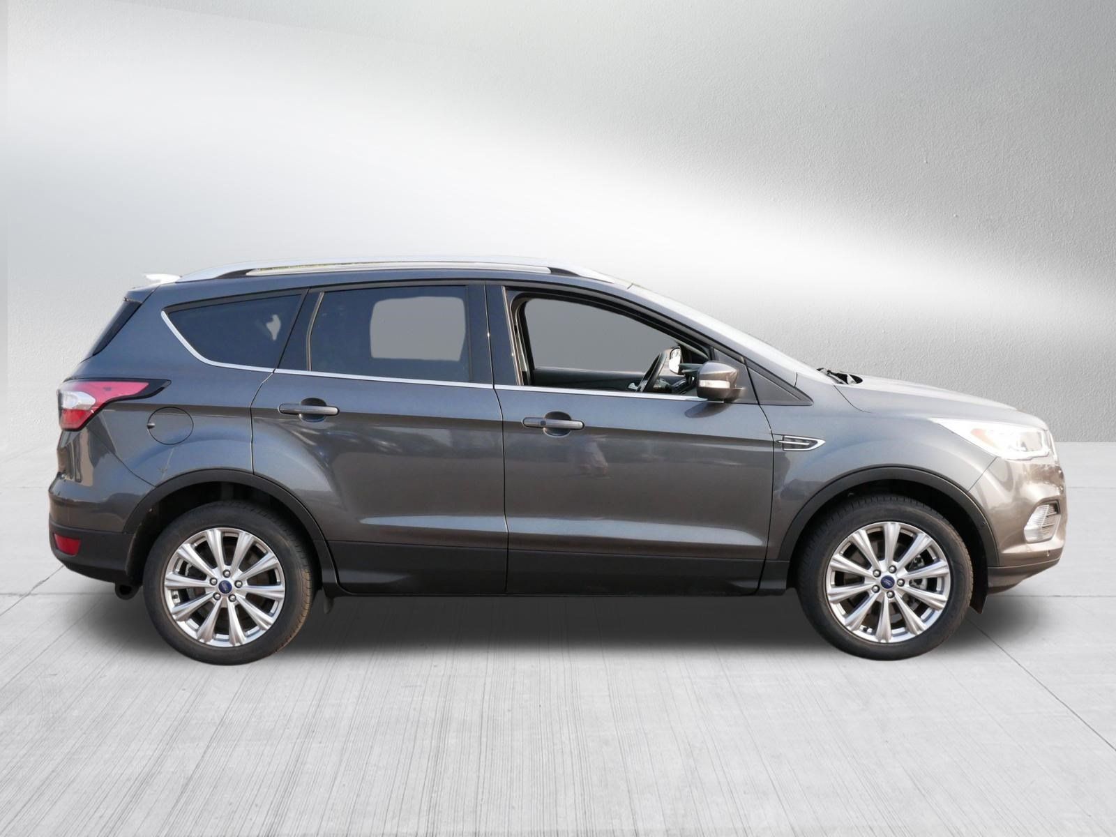 Used 2018 Ford Escape Titanium AWD/4WD image 8
