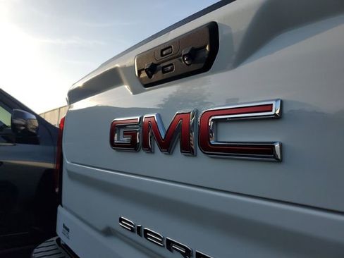 Used 2025 GMC Sierra 1500 AT4X AWD/4WD image 6