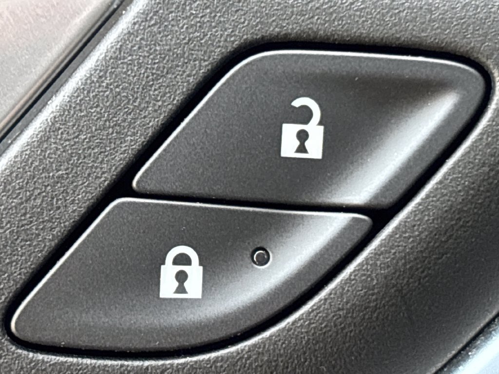 Used 2024 Chevrolet Tahoe LT RWD image 28