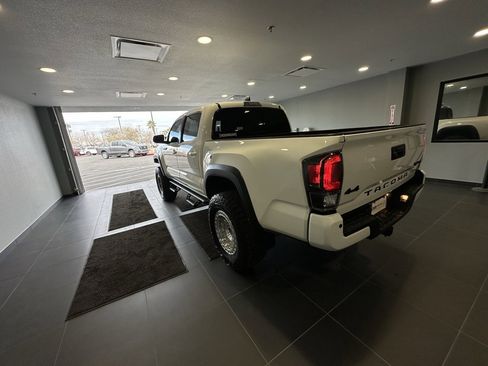 Used 2021 Toyota Tacoma TRD Pro image 9