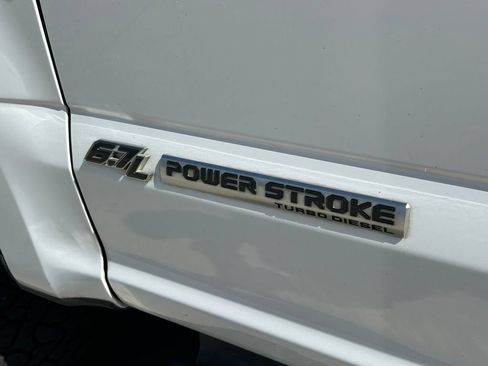 Used 2022 Ford F250 Lariat w/ Lariat Value Package AWD/4WD image 13