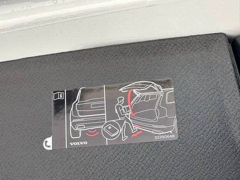 New 2026 Volvo XC90 T8 Ultra w/ Protection Package Premier image 24