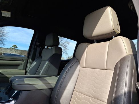 Used 2023 Chevrolet Silverado 1500 ZR2 w/ Technology Package image 24