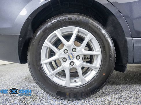 Used 2022 Chevrolet Equinox LT FWD image 43