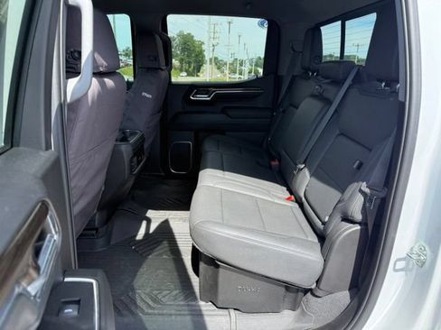 Used 2023 Chevrolet Silverado 1500 LT Trail Boss w/ Convenience Package II AWD/4WD image 14