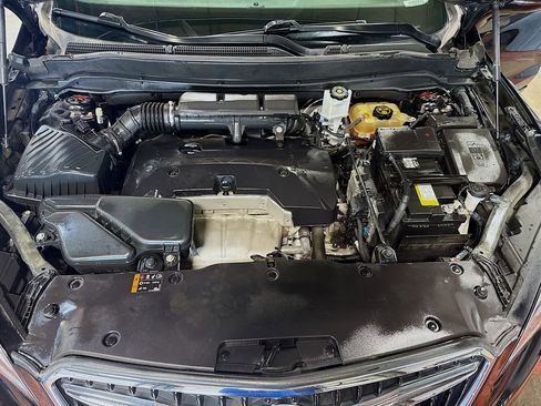 Used 2020 Buick Envision Essence FWD image 31