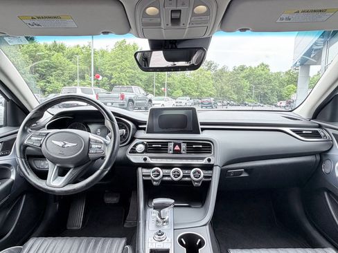 Used 2019 Genesis G70 2.0T Advanced w/ Elite Package RWD image 11