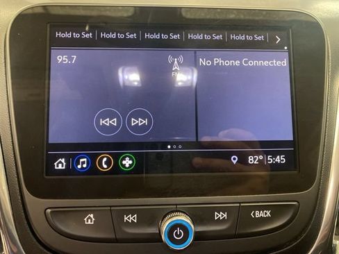 Used 2019 Chevrolet Equinox Premier FWD image 19