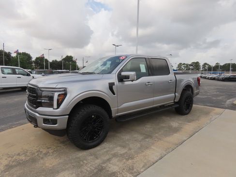 New 2026 Ford F150 Lariat w/ Equipment Group 502A High AWD/4WD image 2