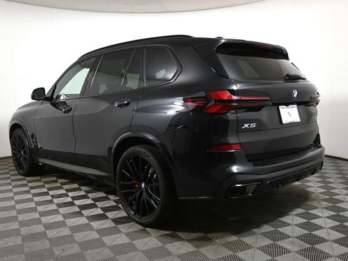 Certified 2026 BMW X5 xDrive40i w/ M Sport Package image 5
