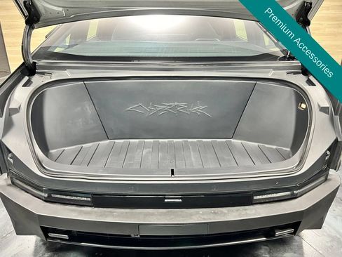 Used 2024 Tesla Cybertruck Cyberbeast AWD/4WD image 10