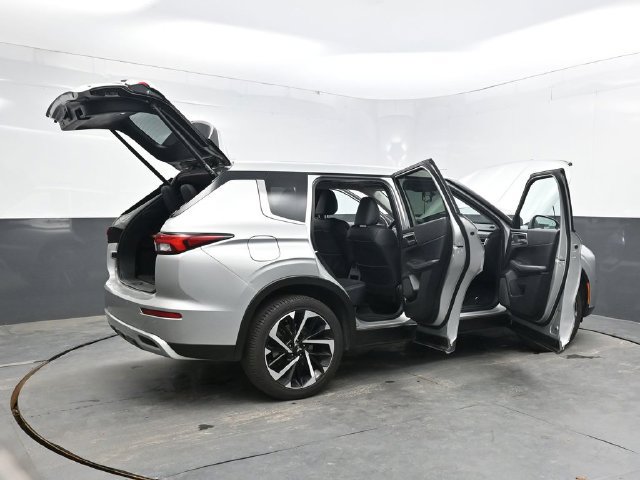 Used 2024 Mitsubishi Outlander SE AWD/4WD image 51