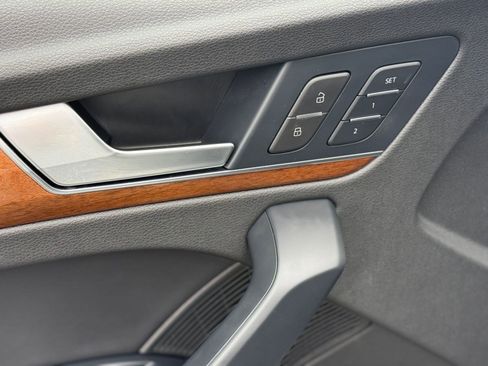 Used 2022 Audi Q5 2.0T Premium Plus image 23