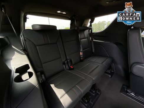Used 2025 Chevrolet Tahoe RST w/ Comfort Package AWD/4WD image 31