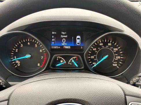 Used 2017 Ford Escape SE AWD/4WD image 12