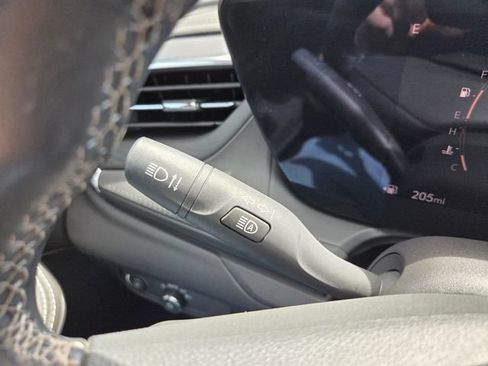 Used 2024 Buick Encore GX Avenir w/ Avenir Technology Package AWD/4WD image 21