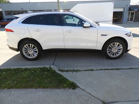 Used 2018 Jaguar F-PACE Prestige AWD/4WD image 11