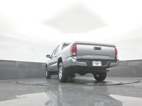 Used 2023 Toyota Tacoma SR AWD/4WD image 41